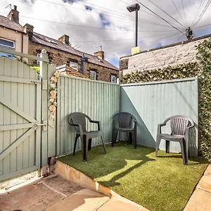 Stunning House By Yorksha Holiday home